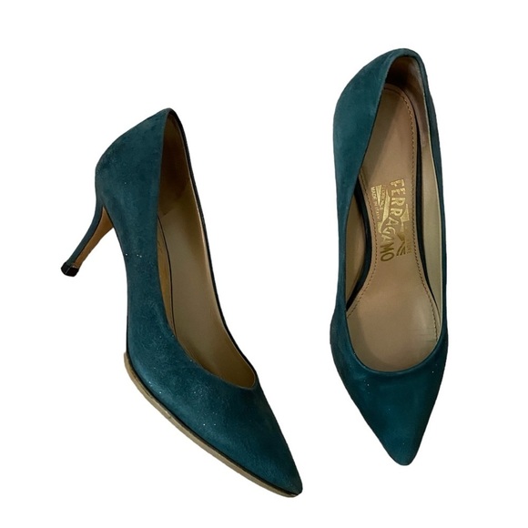 Salvatore Ferragamo / Suede Green heels Pumps 35.5